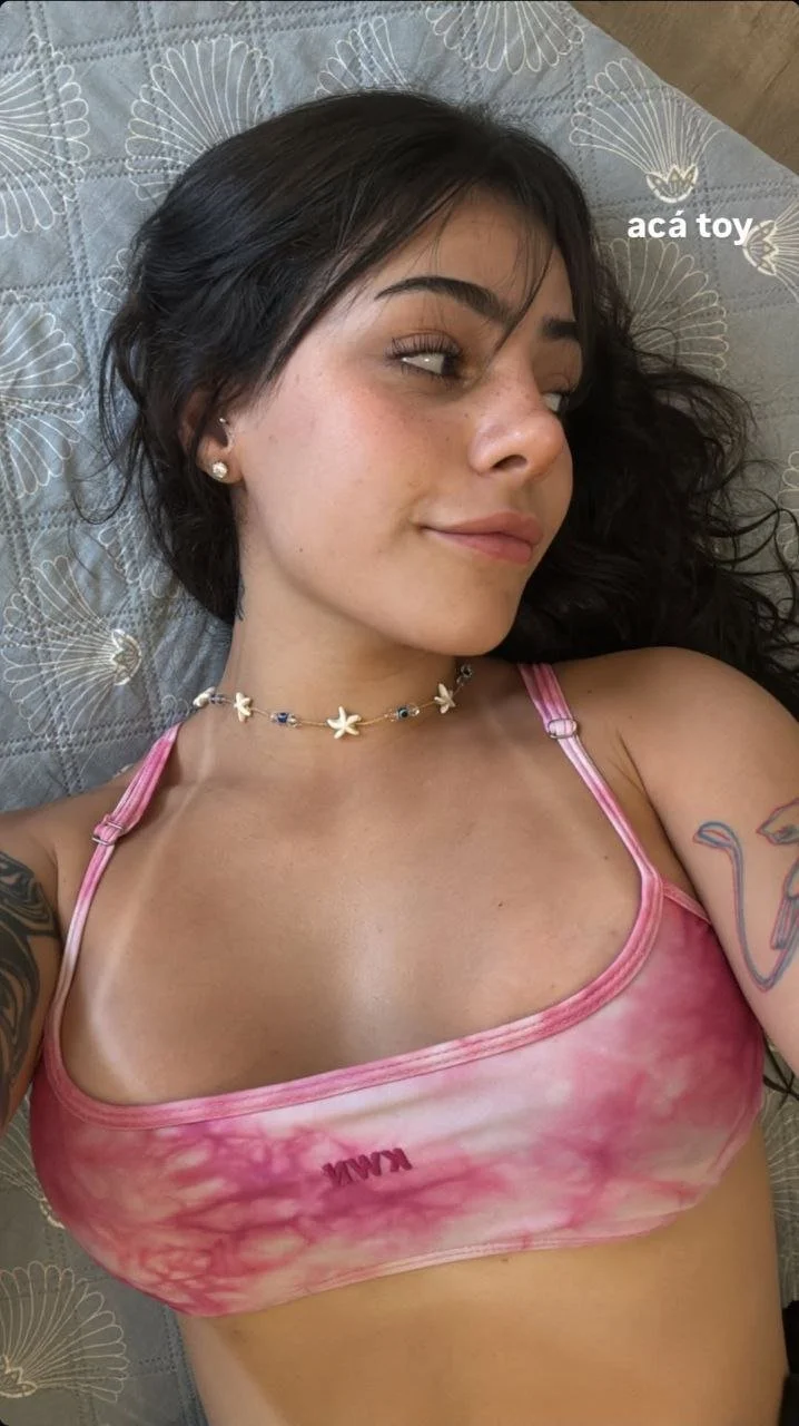 Micaela buenísima tik toker y streamer argentina parte 1 image 14