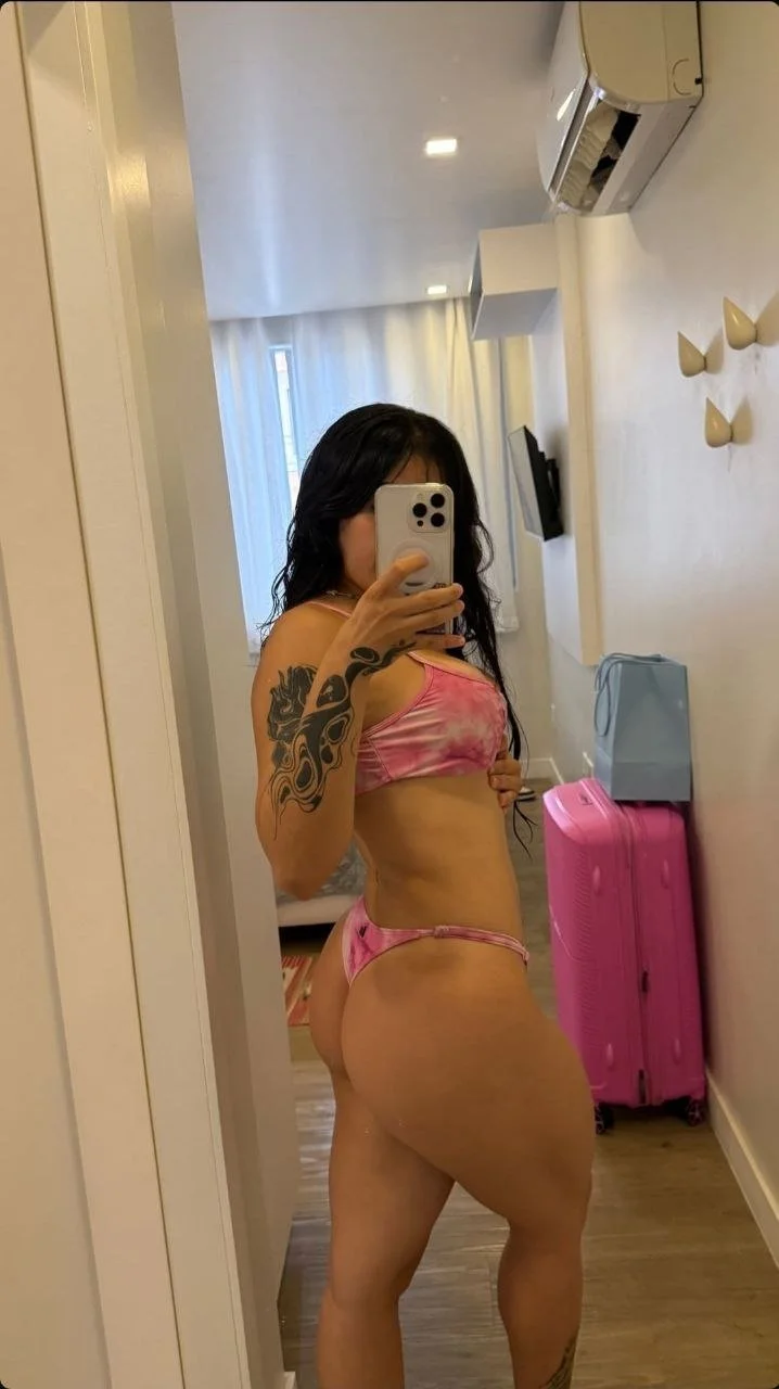 Micaela buenísima tik toker y streamer argentina parte 1 image 15