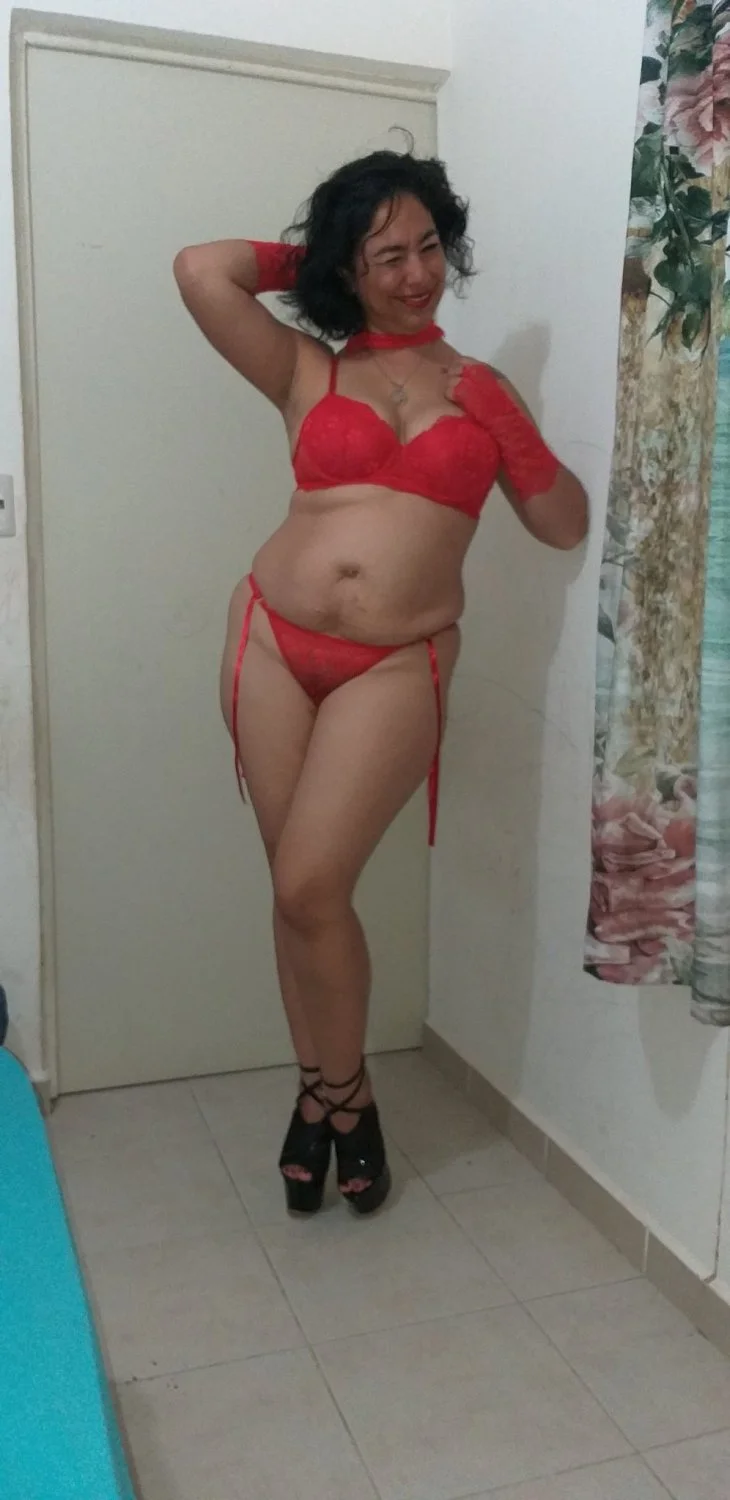 Kira Milf image 7