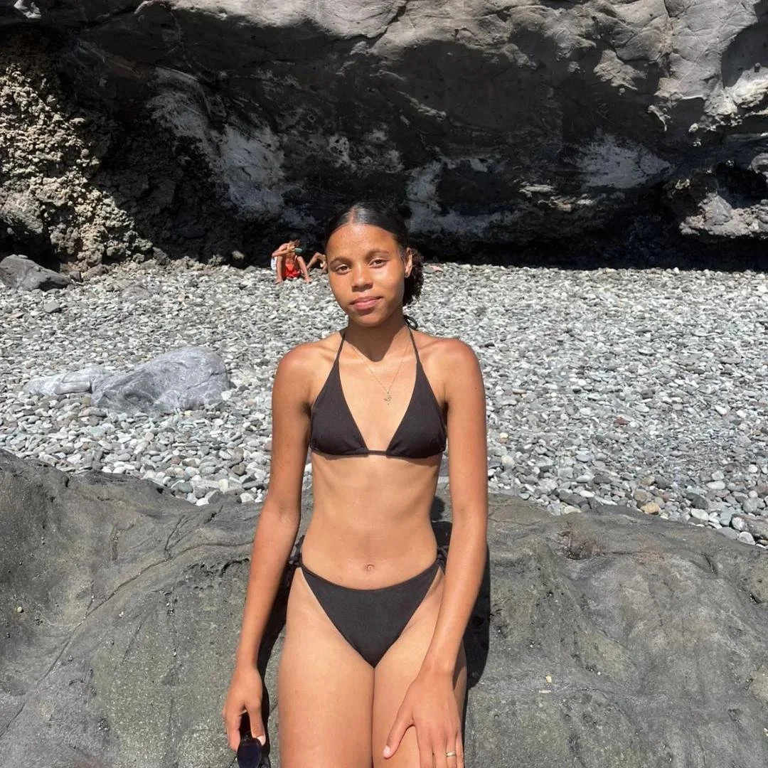 Cristina 18 yo image 19