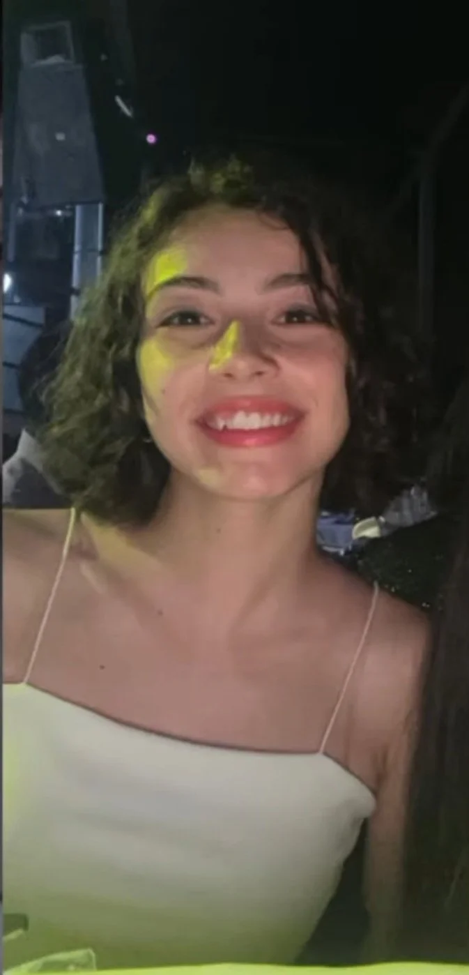 Martina hermosa que opinan image 15