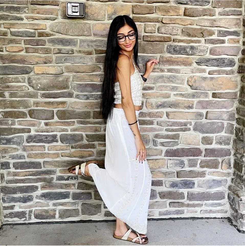 Disclosure #772: Indian girl found porn image 3
