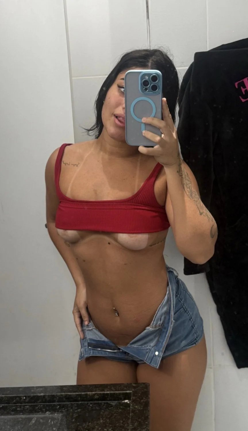 Letícia morena gostosa main image