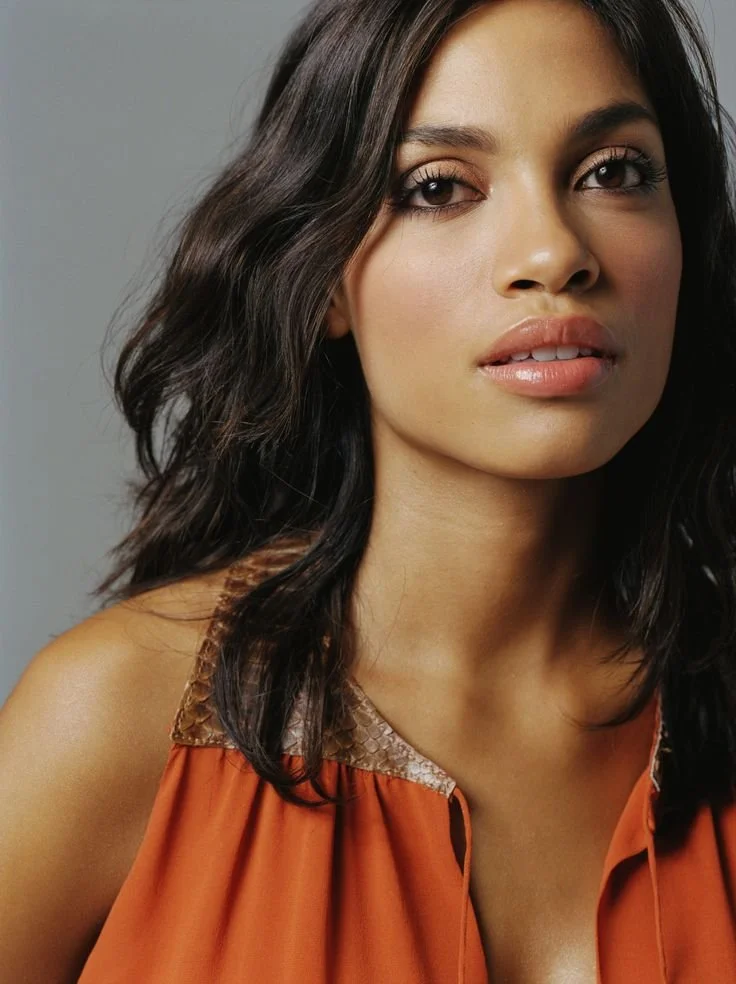 Rosario Dawson image 5