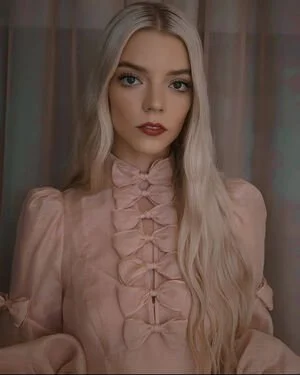 Anya Joy image 7