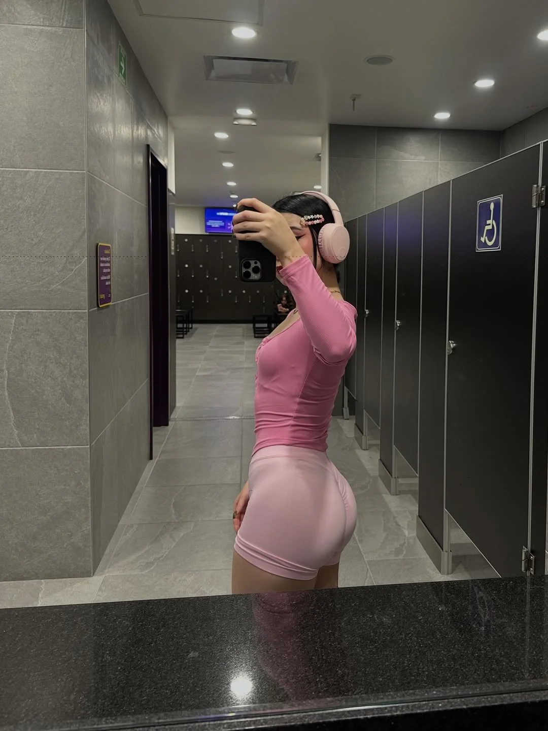 Gym Time🔥🍑💪🏼 image 24