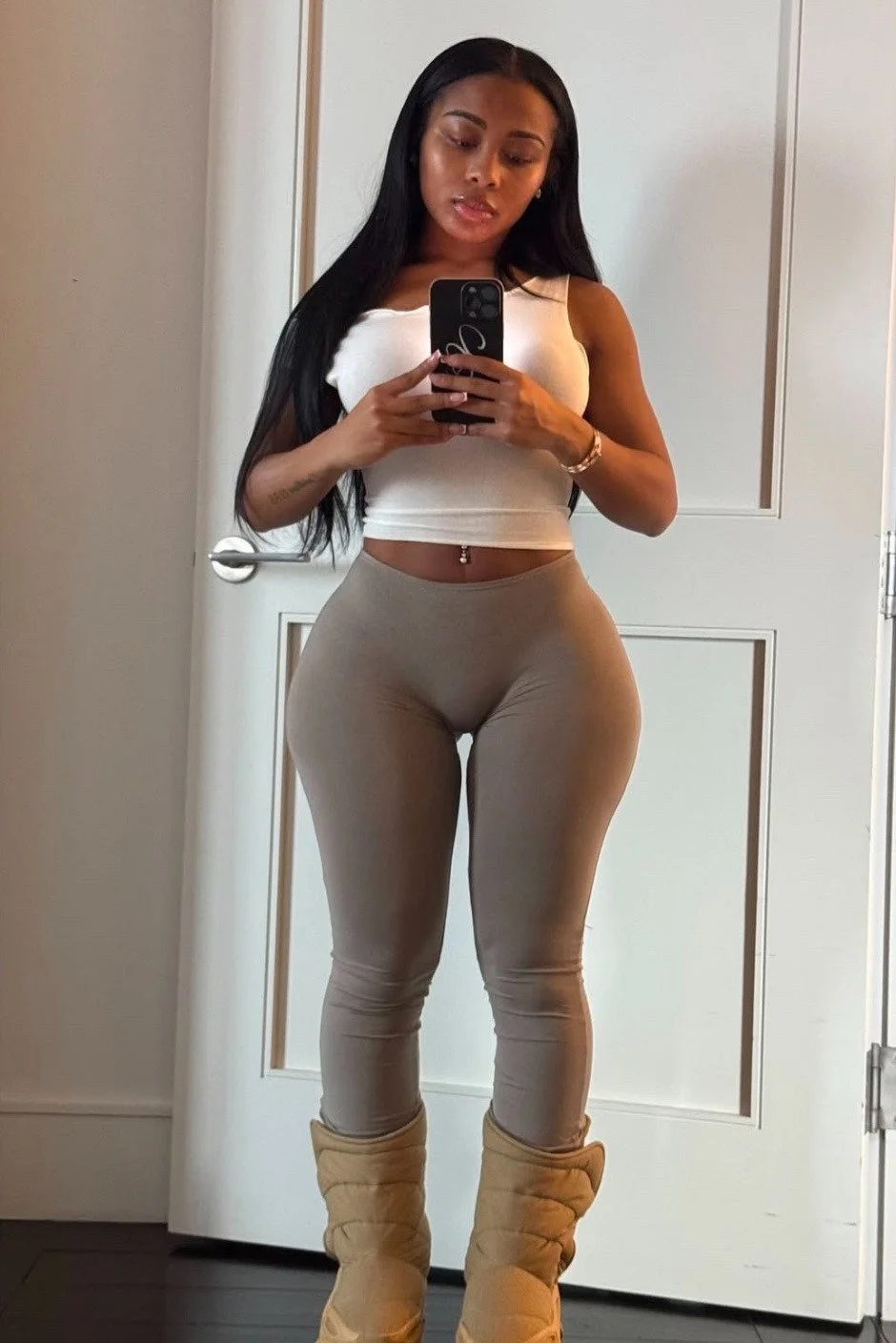Pic gallery image 2