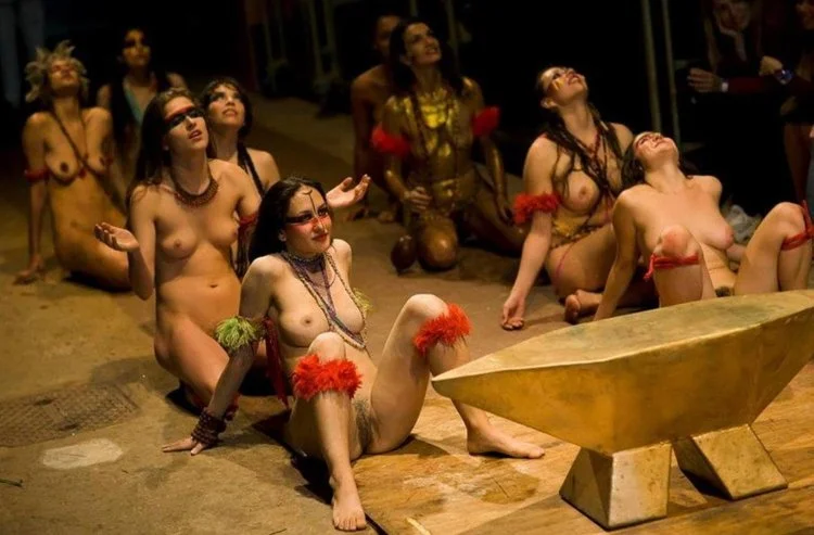 Nude Girls on the Stage 1 image 41