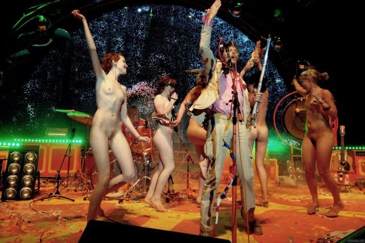 Nude Girls on the Stage 1 image 46