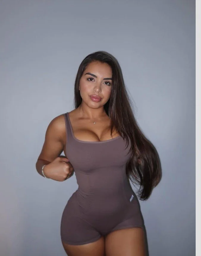 G a b y image 4