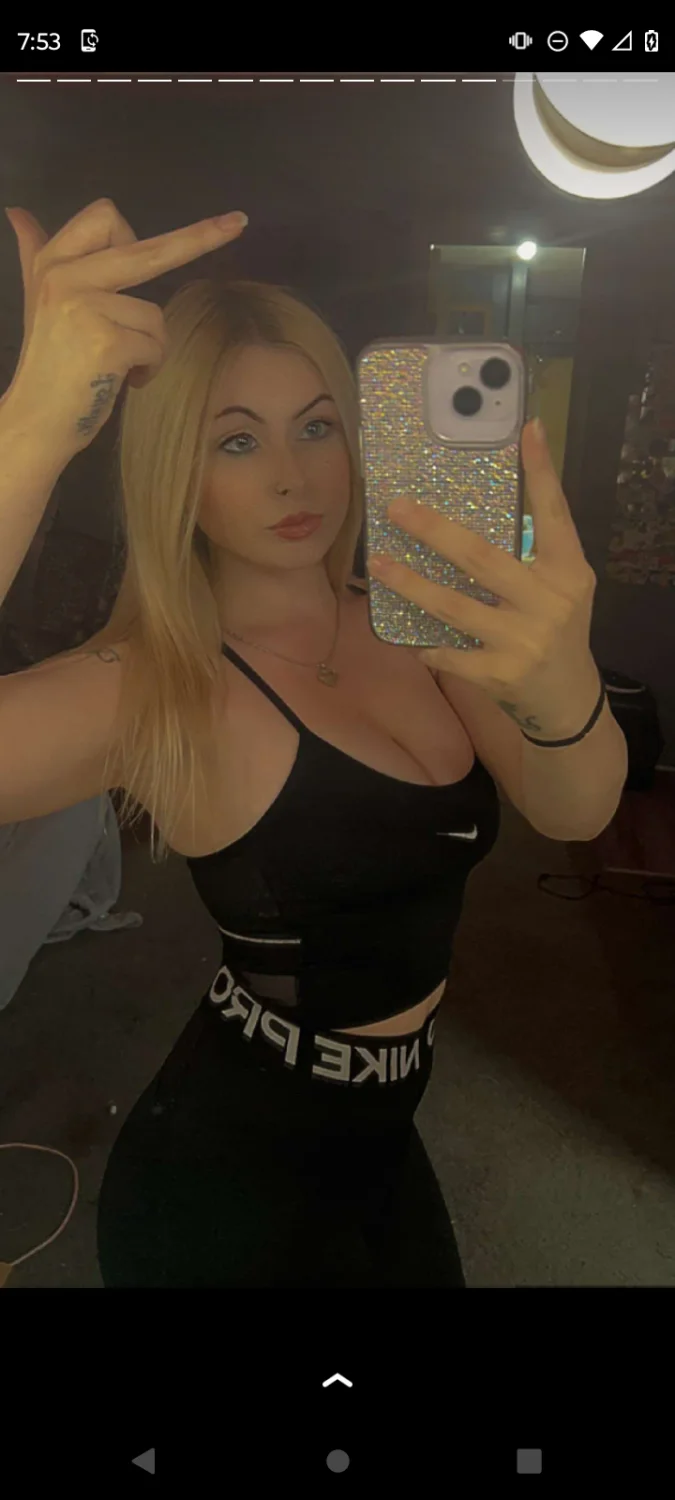 Taryn from Rochester such a beautiful slut image 6