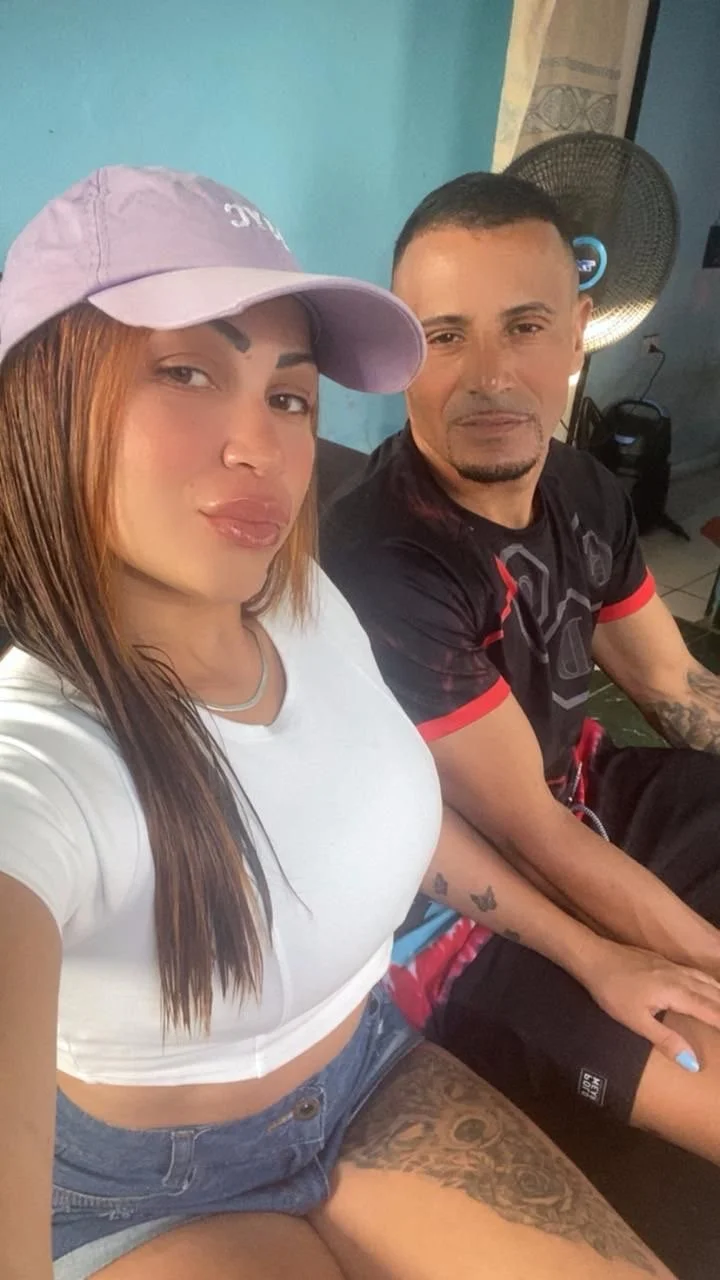 Casal gostosa mamando e fudendo gostoso image 8