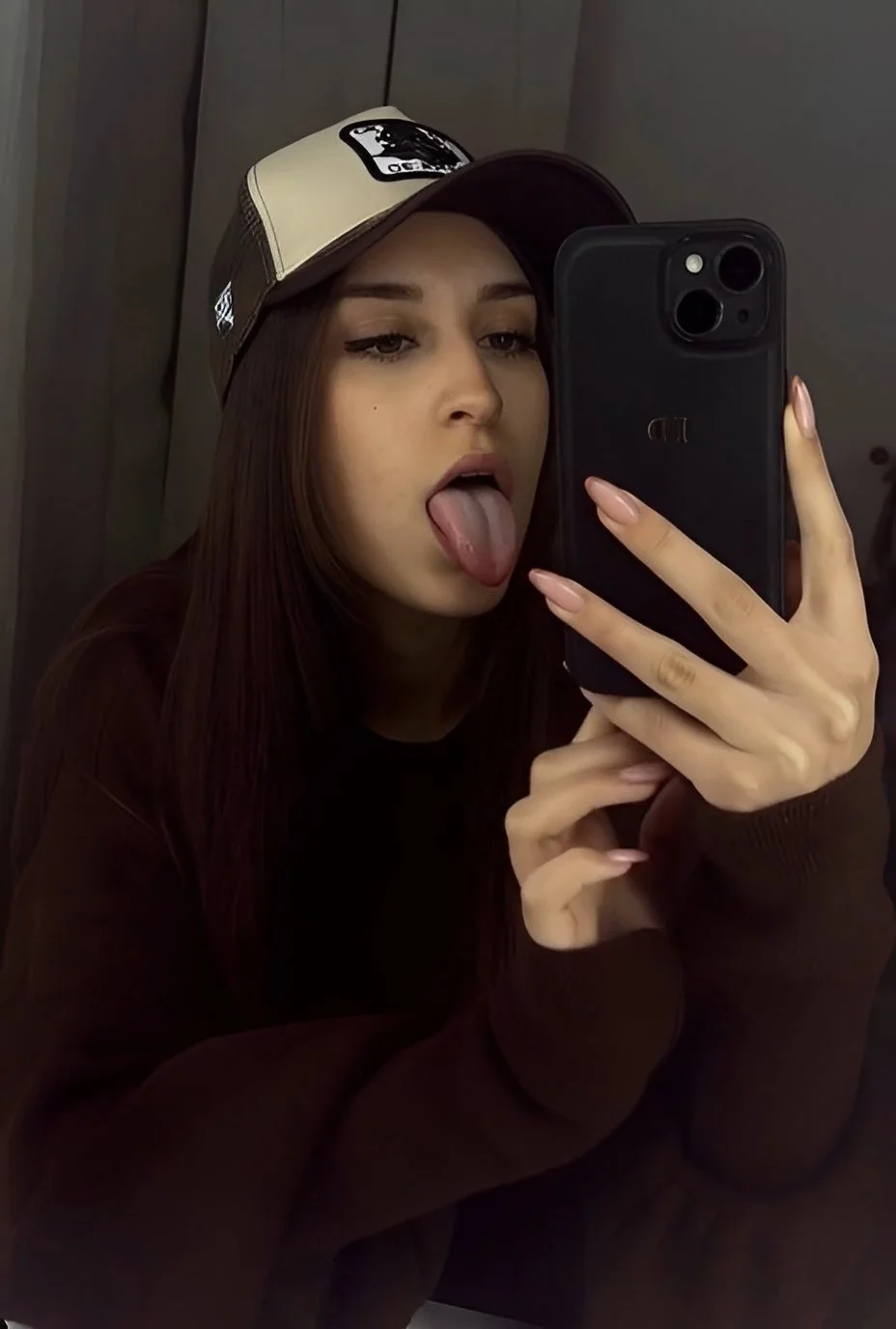 18 years old German escort whore - Web slut fuckmeat ready for sucking and fucking for side money image 5