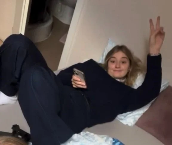 Maya the SLut image 23