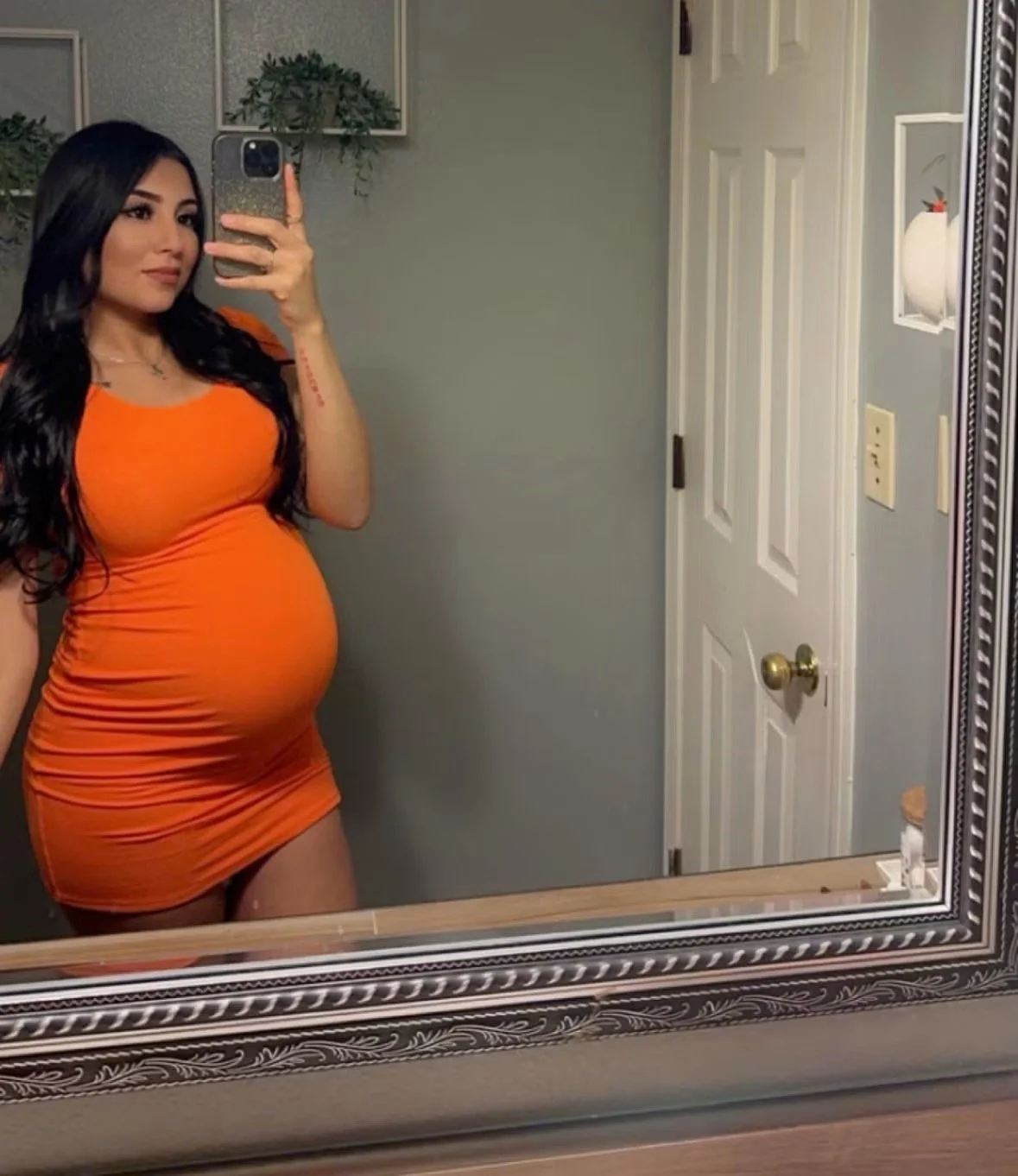 -friends hot pregnant wife- image 1