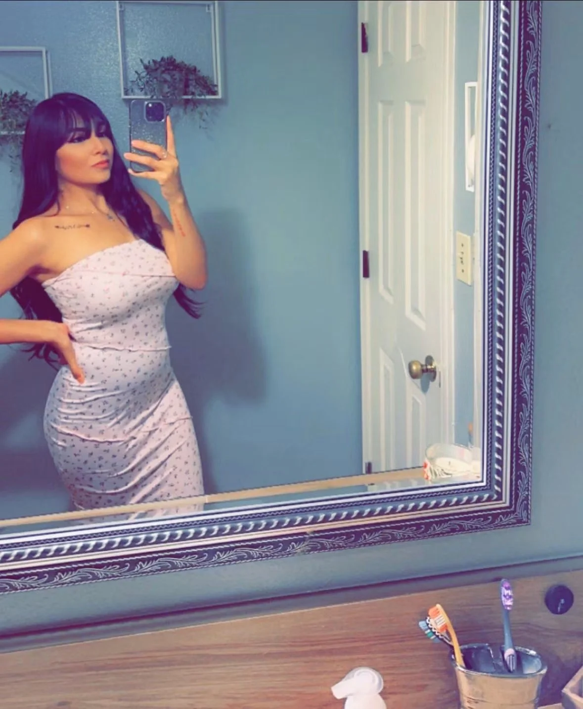 -friends hot pregnant wife- image 3
