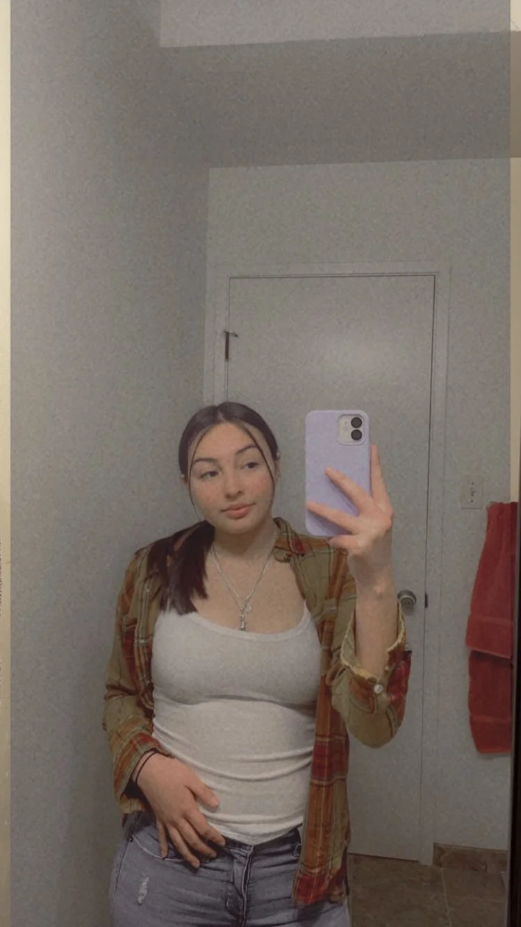 Brunette Snapchat Chick Diana image 19