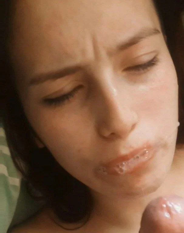 Cornudo envia a su puta zorra tetona de Telegram image 4