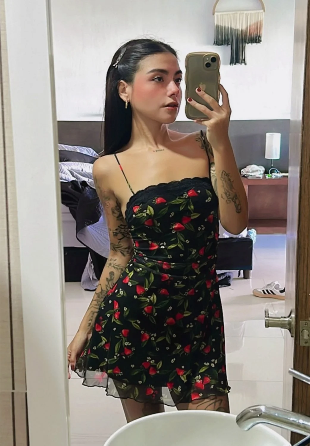Insta - ximenarojas_p - linda mexicana tiktoker Desnuda con (IA) 😈🔥 main image