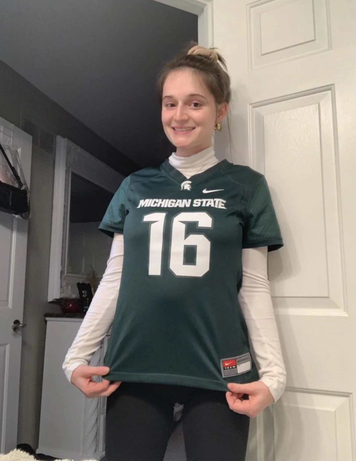 Make this Michigan slut Famous image 5