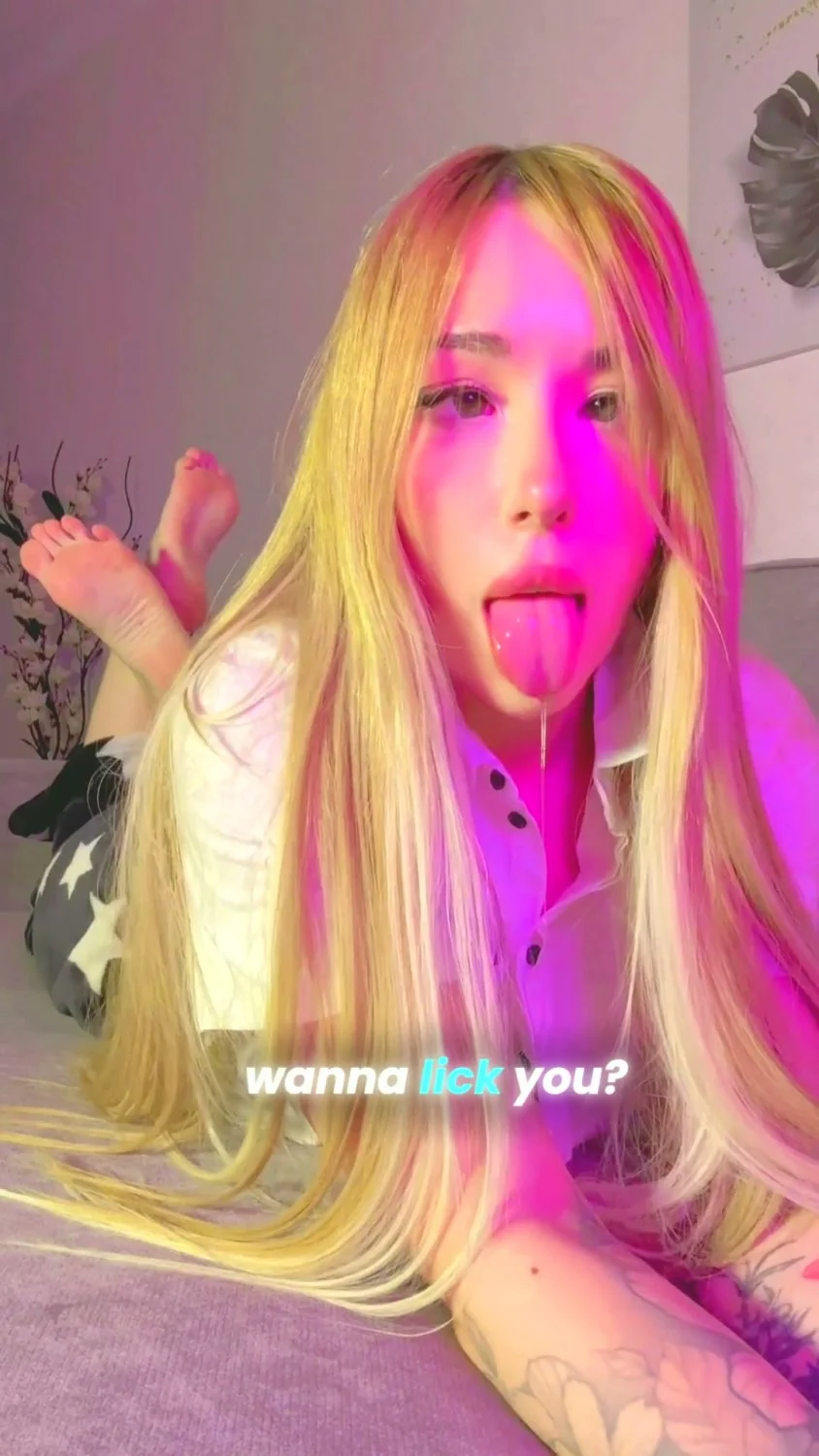 🔞 gorgeous perky tits pussy deepthroat horny nude slut 🫦💦 My OF image 2