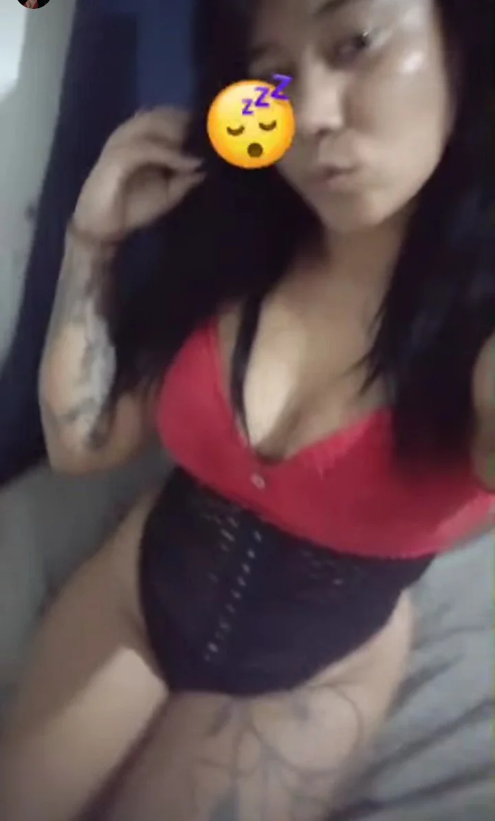 Seguidor perguntou se alguém tem algo dessa gostosa de Manaus image 6