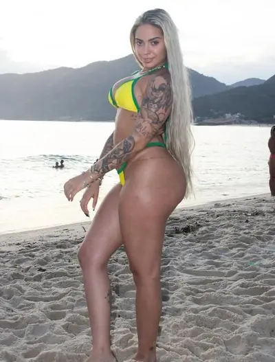 Tyffani bandim e Evelyn donato, 2 depósito de porra dos cria, os corninho fingem n ver nd.. cover image