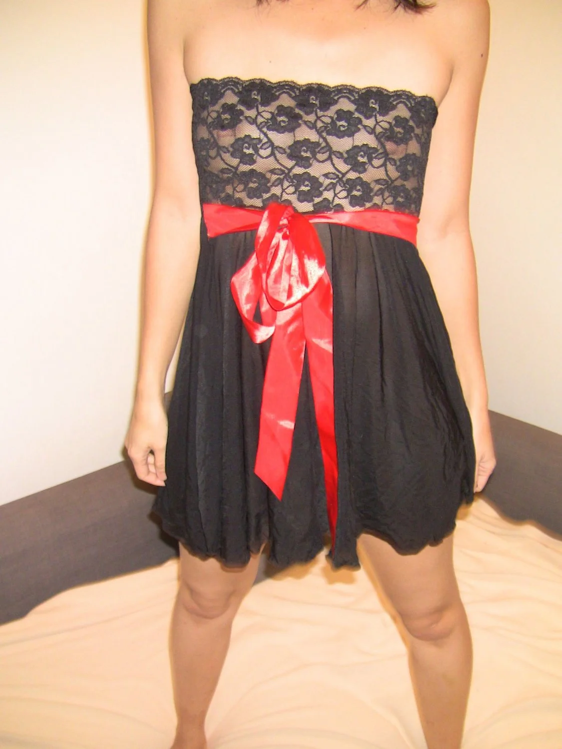 Asian MILF image 3