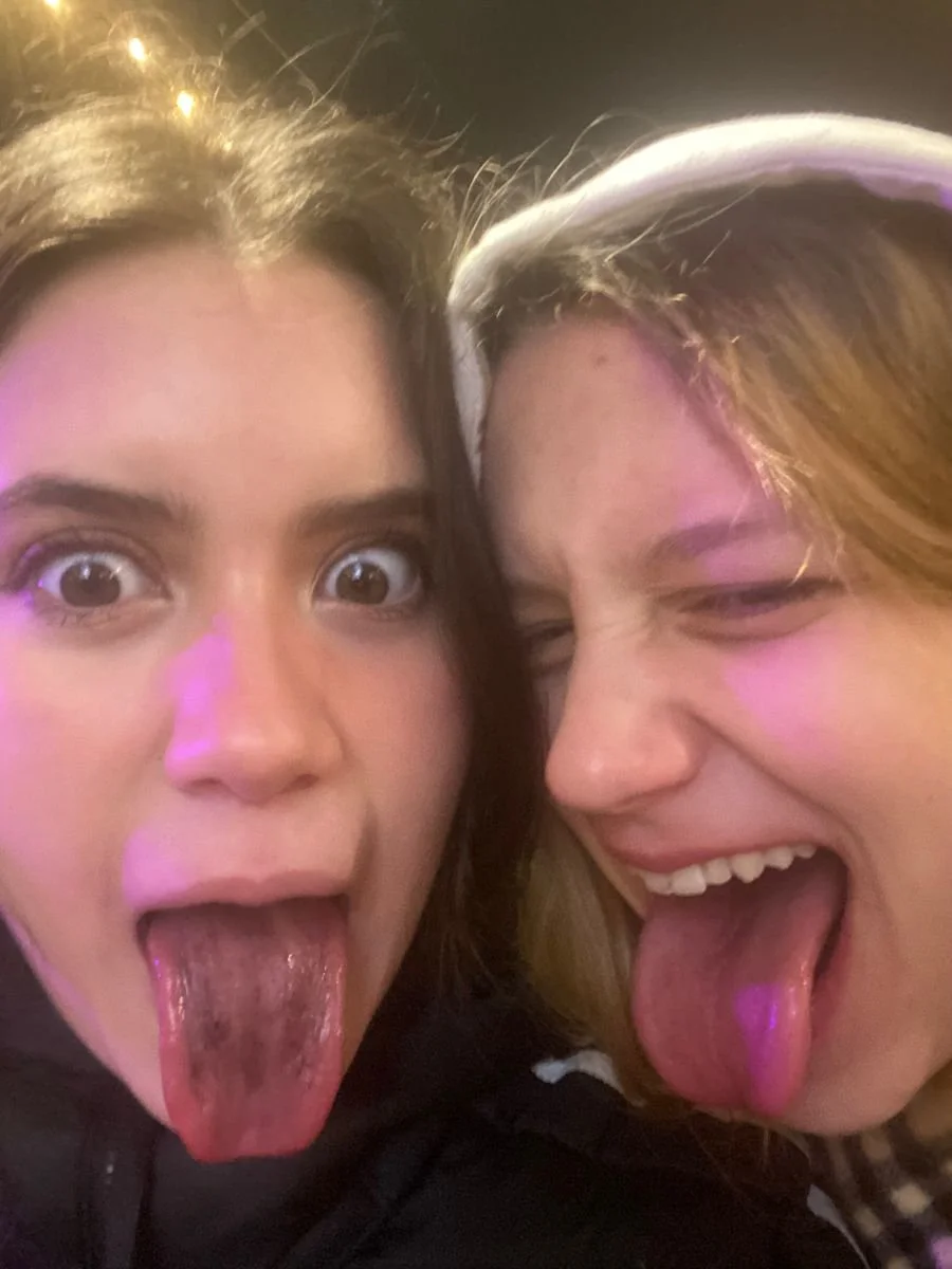 brasileiras do insta pedindo leite daquele jeito main image
