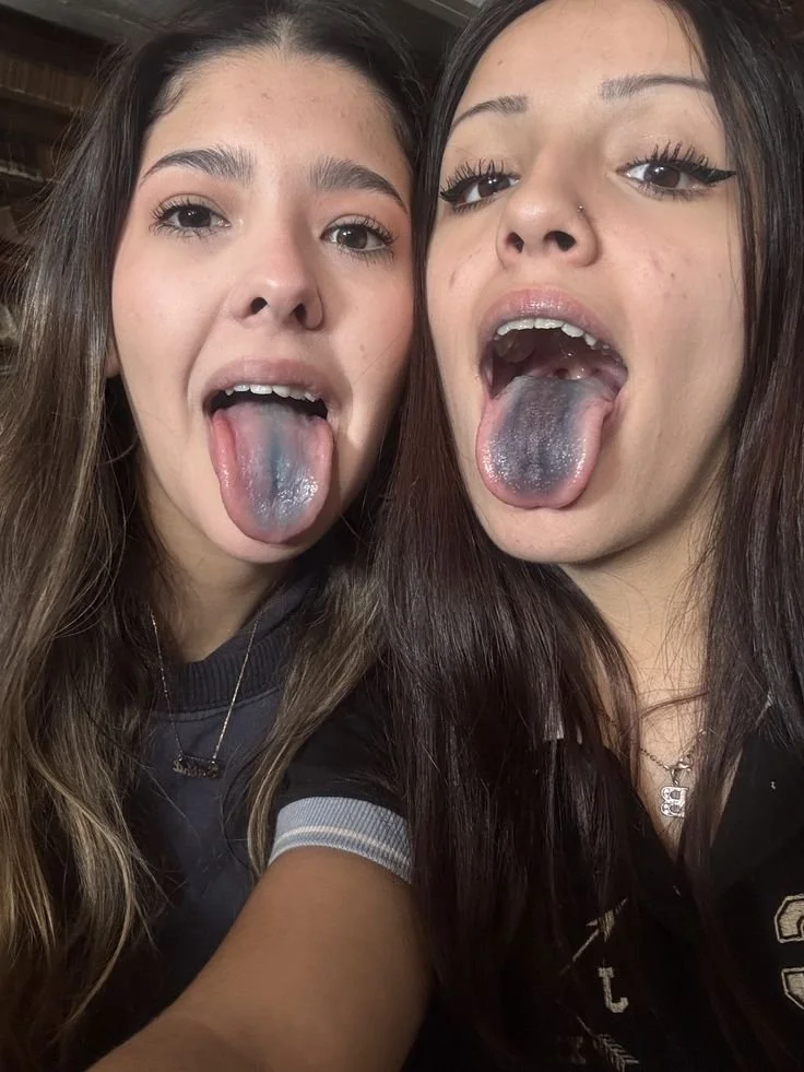 brasileiras do insta pedindo leite daquele jeito image 6