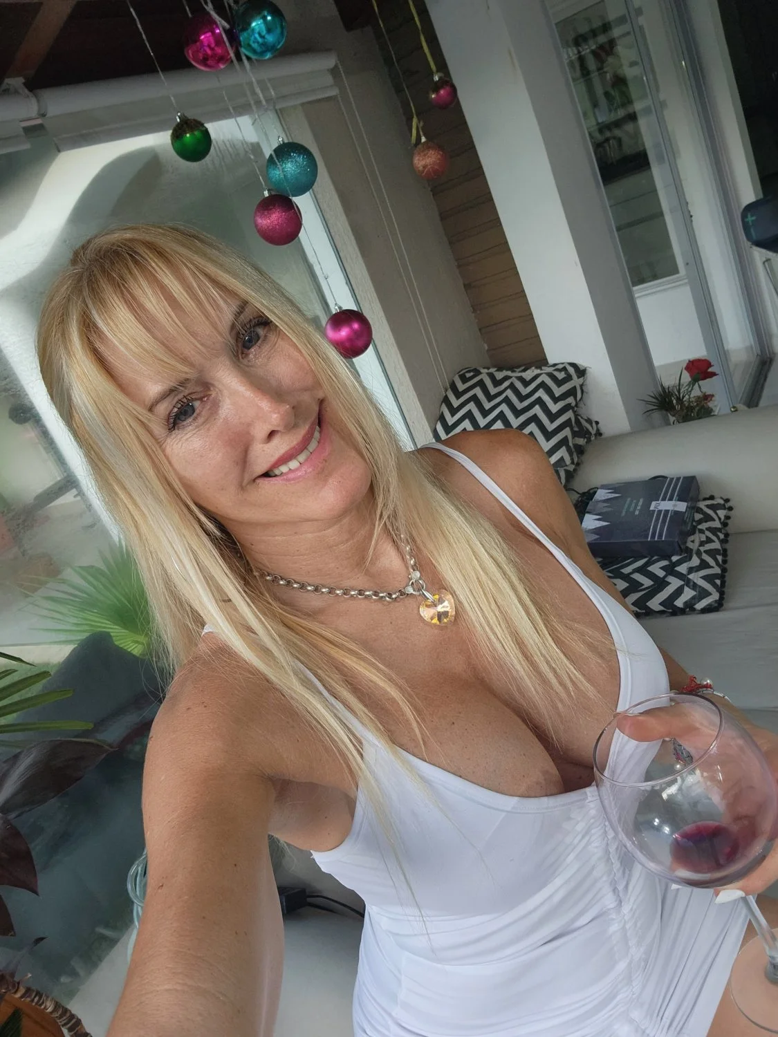 Roxana Milf (2). image 2