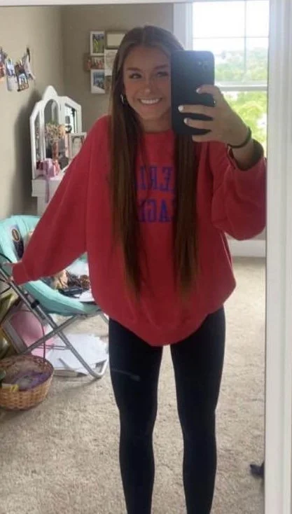 Kik girl Who is she??? Need to know. PM if you have socials or more pics image 5