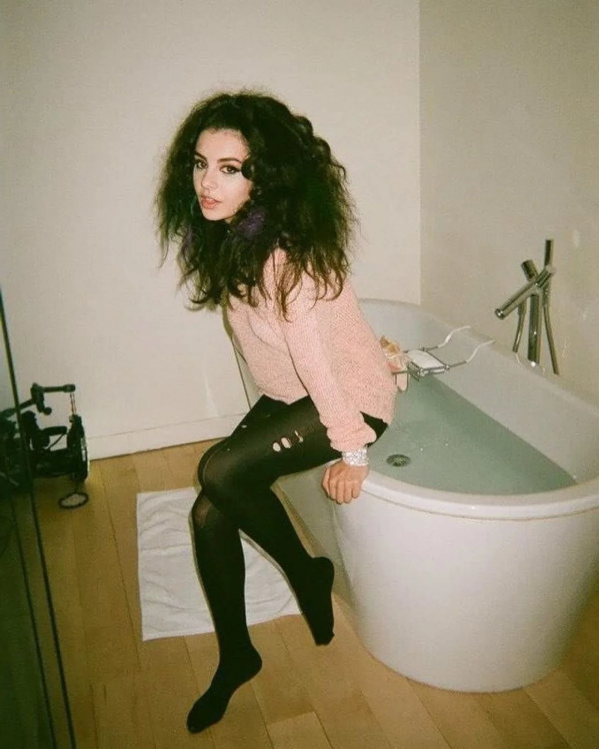 charli-xcx-nme-awards-2020-4 image 15