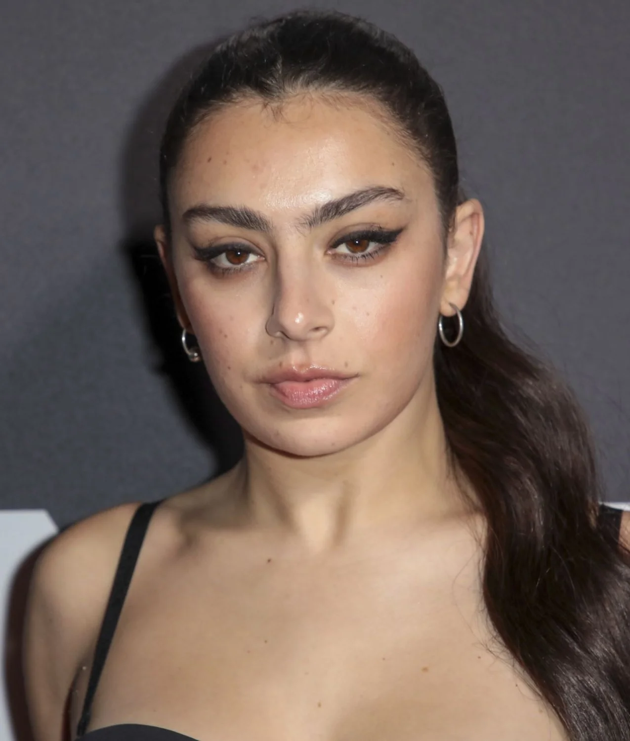 charli-xcx-nme-awards-2020-4 image 2
