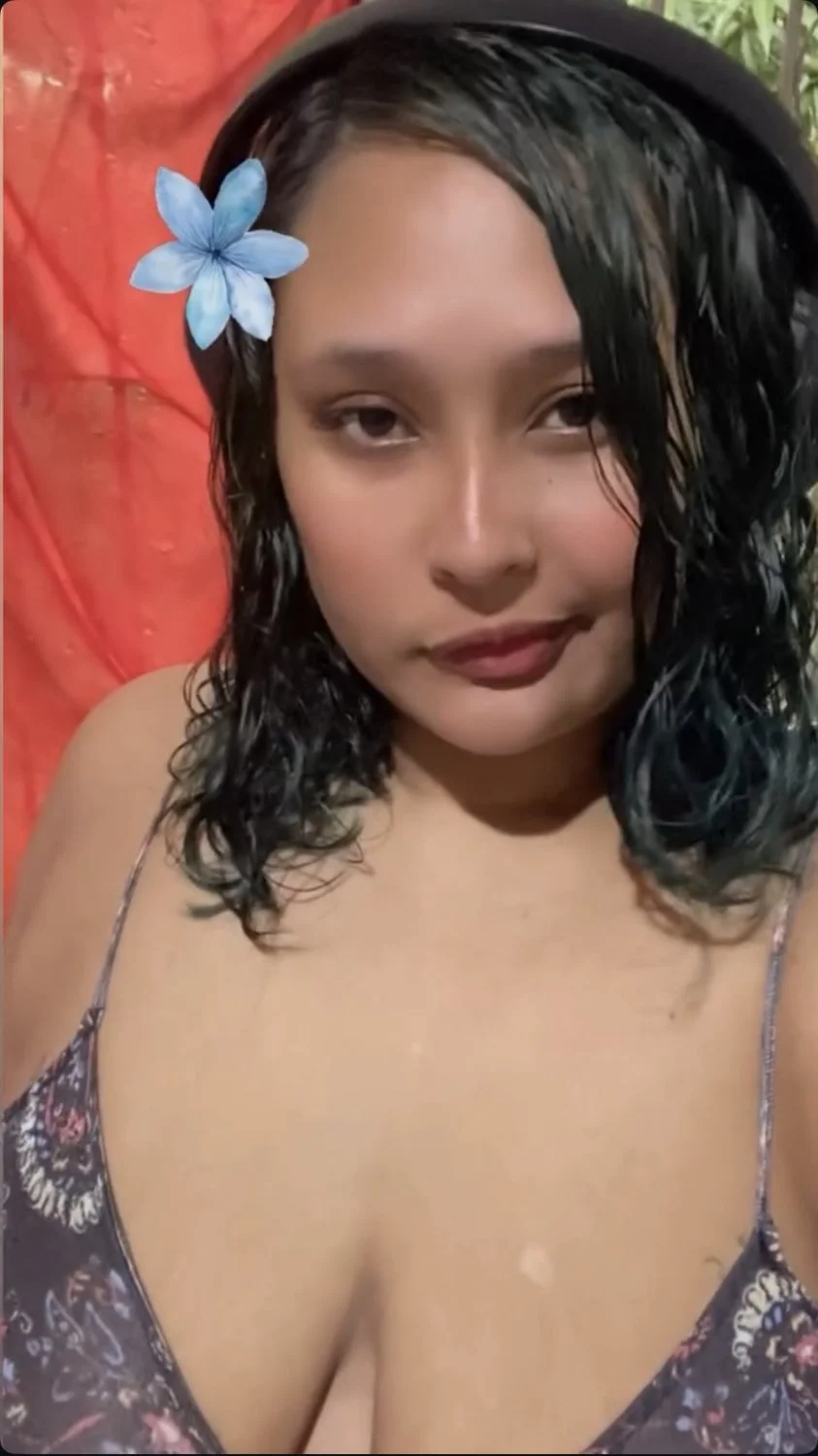 Mais das amigas putinha do seguidor vazada image 4