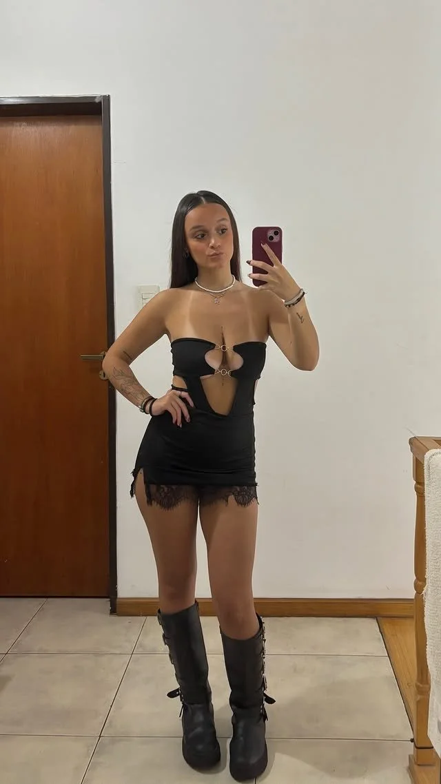 morocha re tetona. pendeja milipili argentina image 1