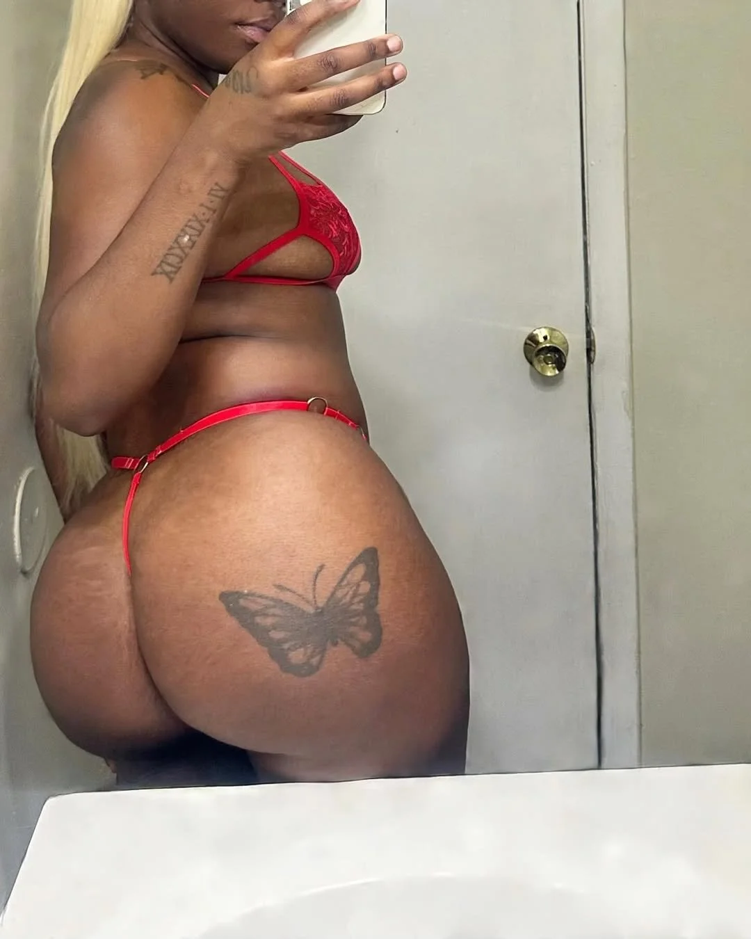 Thot Baddies Vol. 16 image 14
