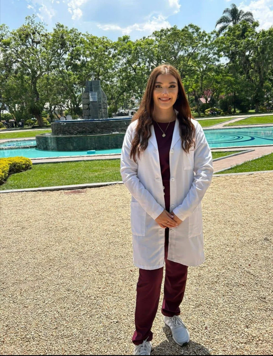 Doctora puta infiel image 11