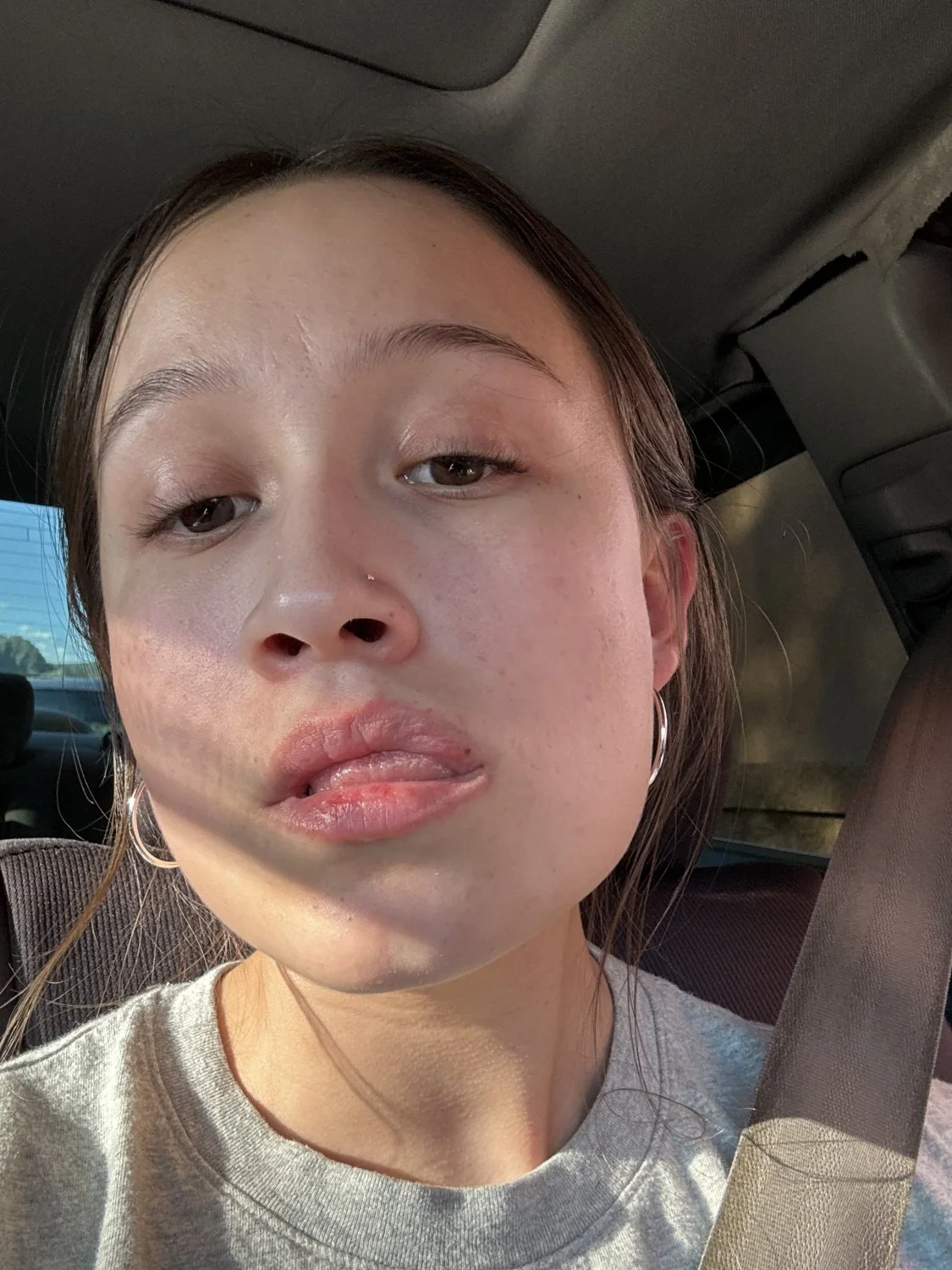 Sexy Latina teen fat ass and pretty feet main image