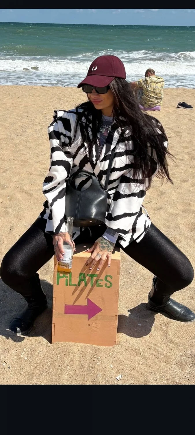 Whore image 2