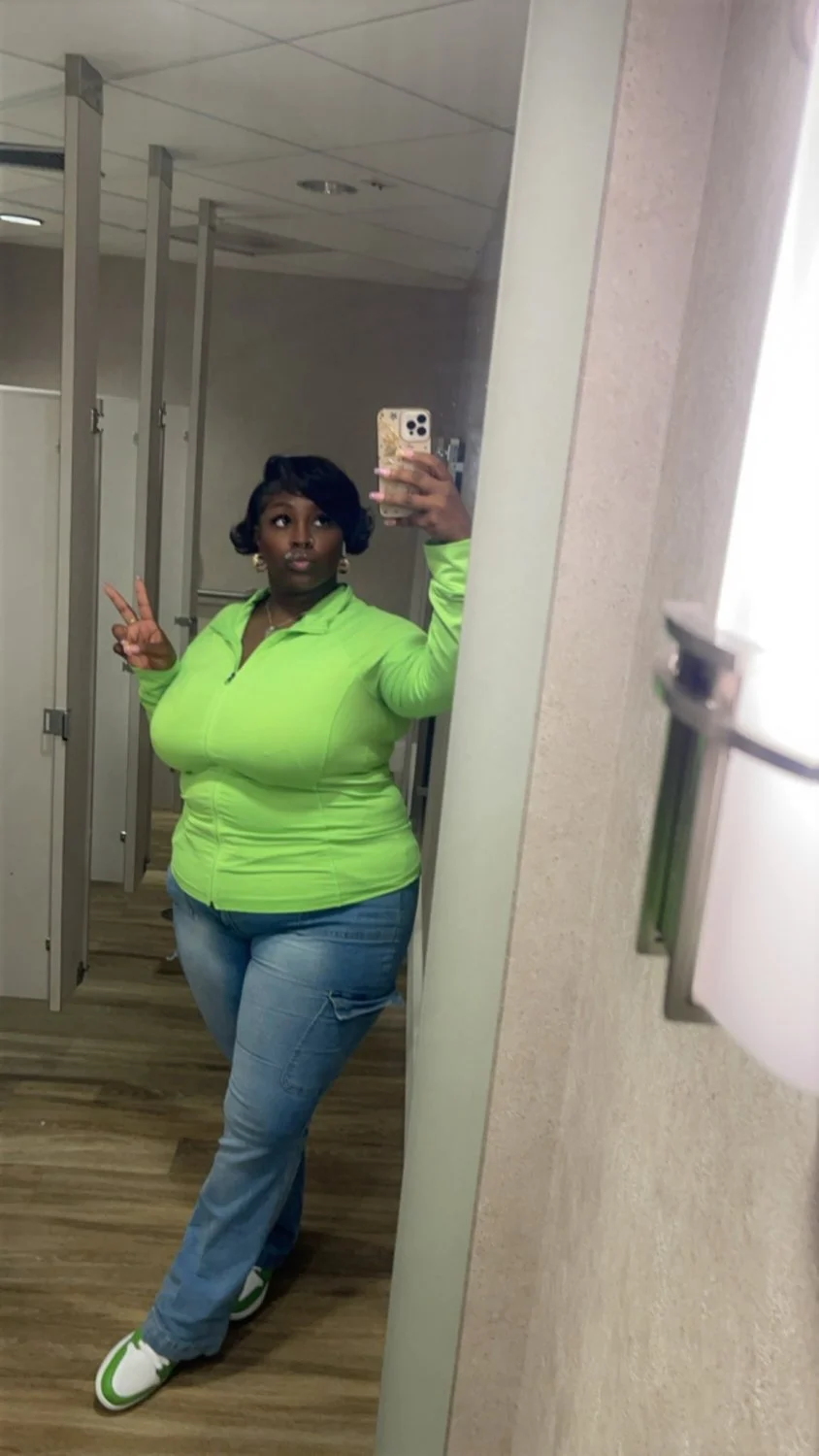 BBW MILF exposed image 3