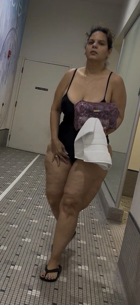 big booty thick milf main image