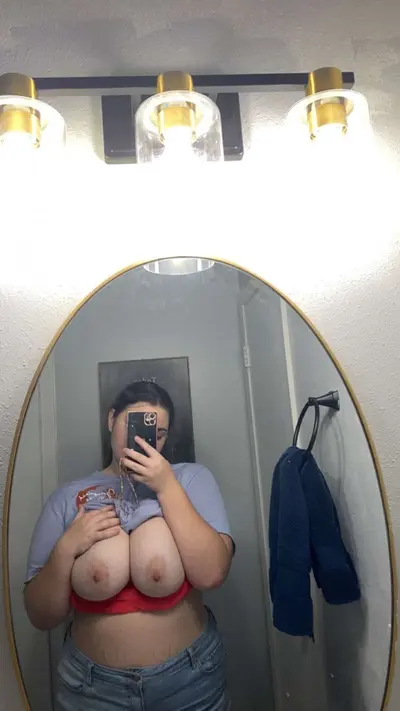 HUGE TITS TEXAS TEEN cover image