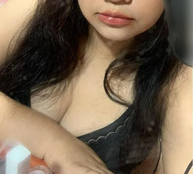 Pinay showing boobs image 8