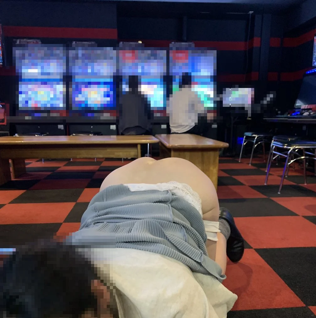 おっぱい露出 image 13