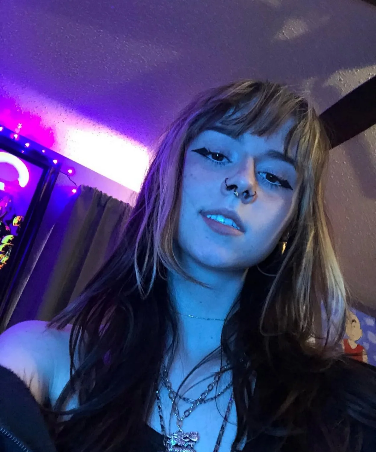 Submitted Goth Webslut Exposed image 15