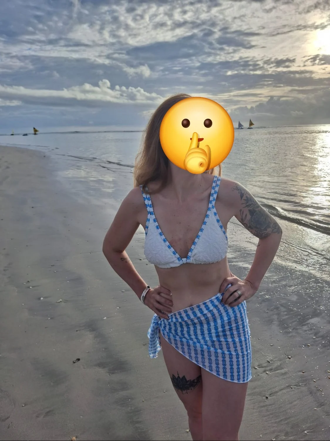 Marido vazou as fotos quando a esposa tava fazendo curativo no rabo branco dela tava assadinho,kkkkk image 3