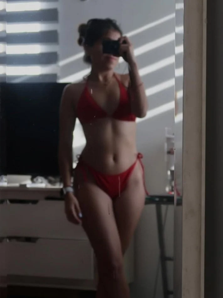 Mix de chicas en bikini aporte amigas irl de seguidor para morbosear estás latinas lindas image 16