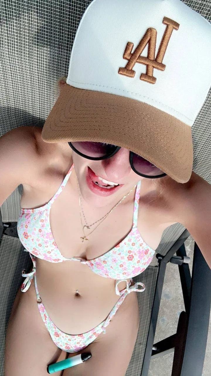 Exposing Webslut Kate image 8