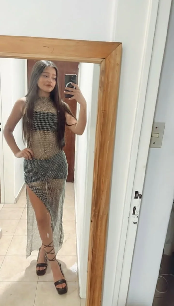 Azul Sanchezz image 3